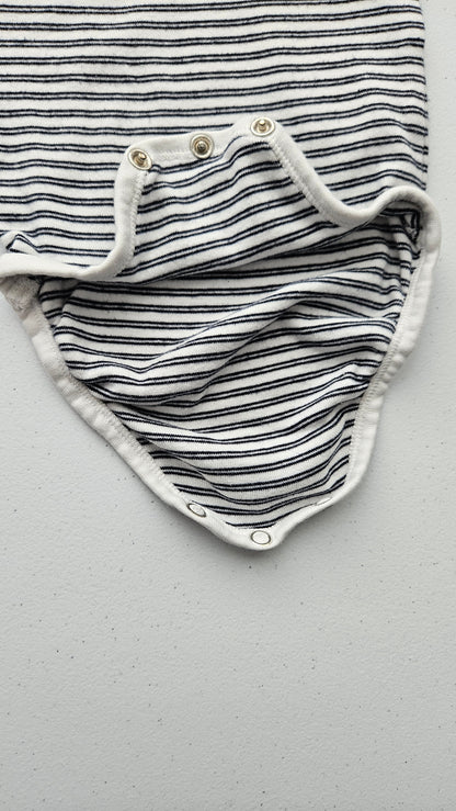 Black & White Striped, Long-Sleeved Onesie Top, H&M, 2-4M, Kids 6 Month (3-6M)