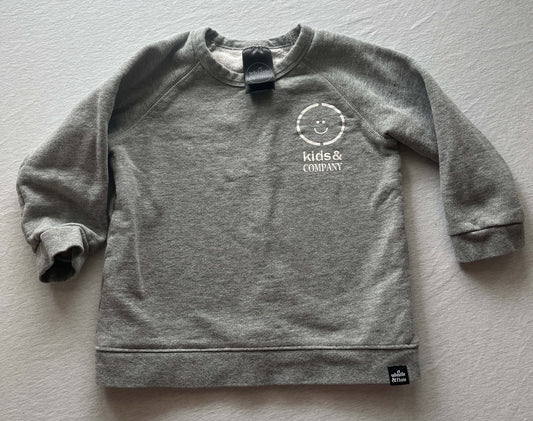 Whistle and Flute Kids and Company Sweatshirt, Size 5/6, Kids 5/5T (extra small)