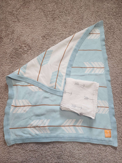 Arrow design Baby Blanket Bundle MSRP $64.99