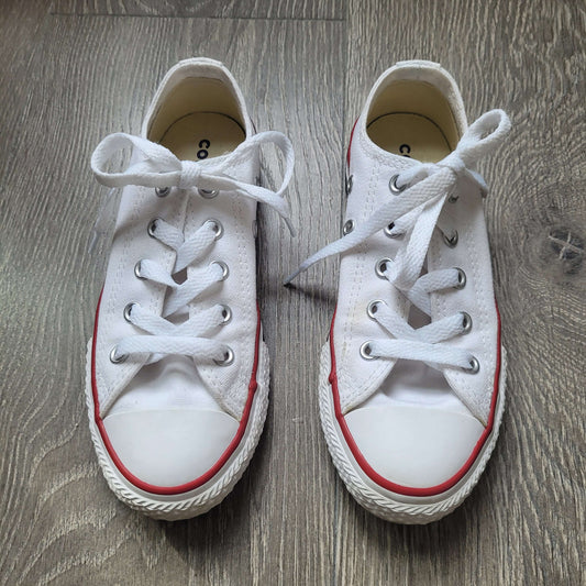 Kids' White Converse Size 13 EUC, Shoes 13 (Kids:4-8yr)
