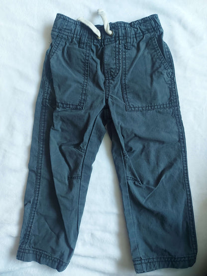 One pair of pants (Carter's) - size 3T, Kids 3T