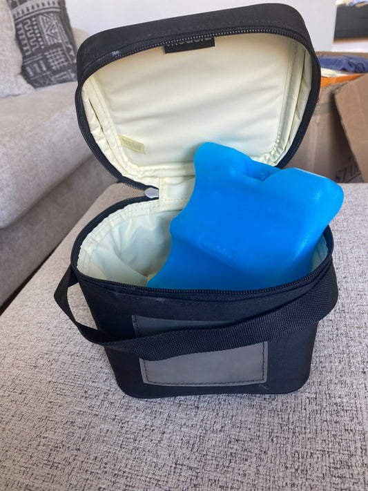 Medela Milk Cooler with ice pack