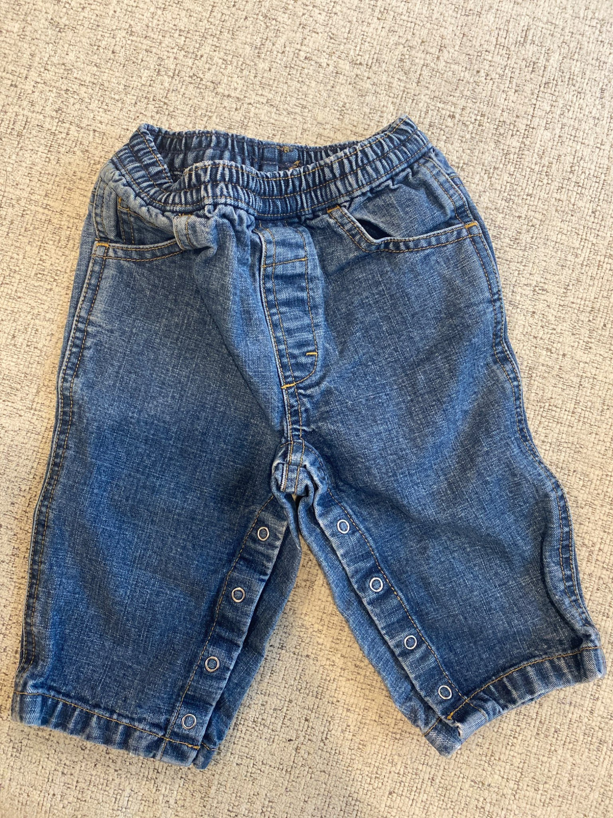 Old Navy size 6-12 slip on pants , Kids 9 Month (6-9M)