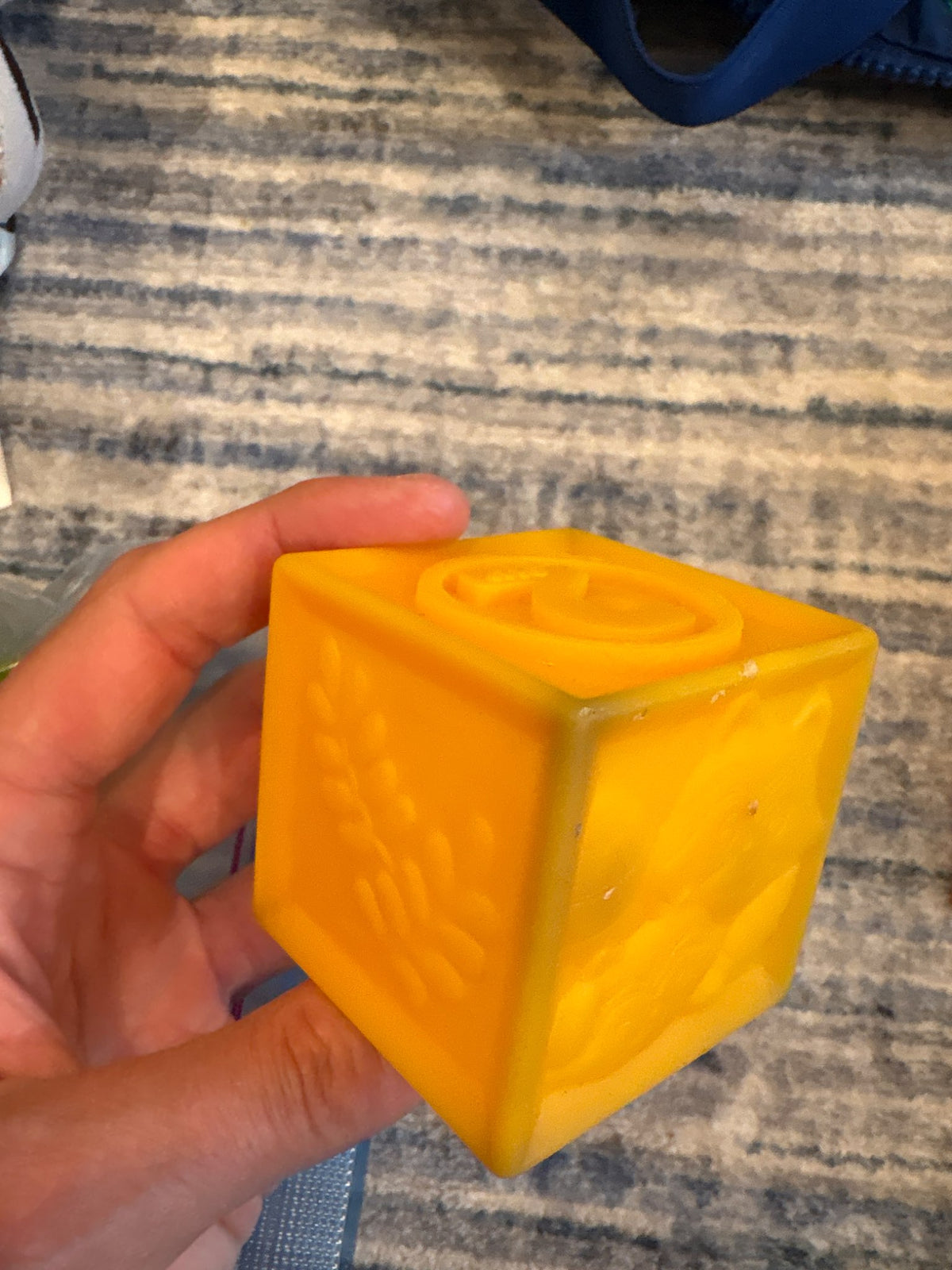Set of nine rubber blocks