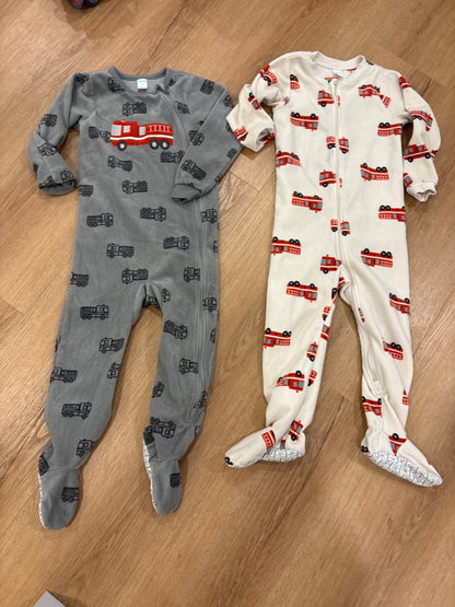 Set of 2 zip up fleece footed pajamas size 4T, Kids 4/4T