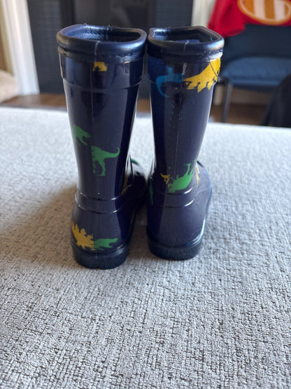 Carters Size 7 Dino Rainboots, Shoes 7 (Walkers:12-24 mth)