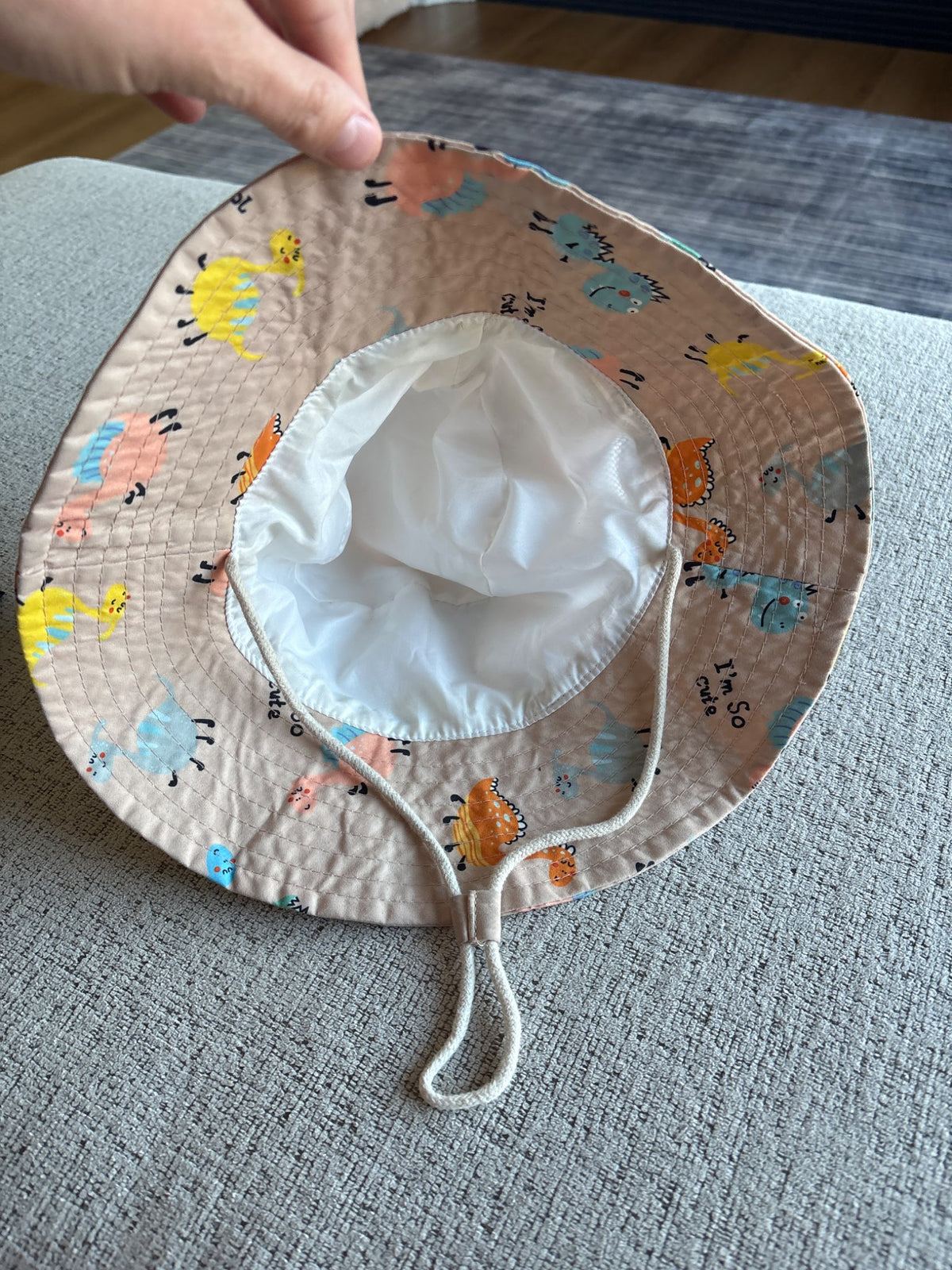 Dino bucket hat