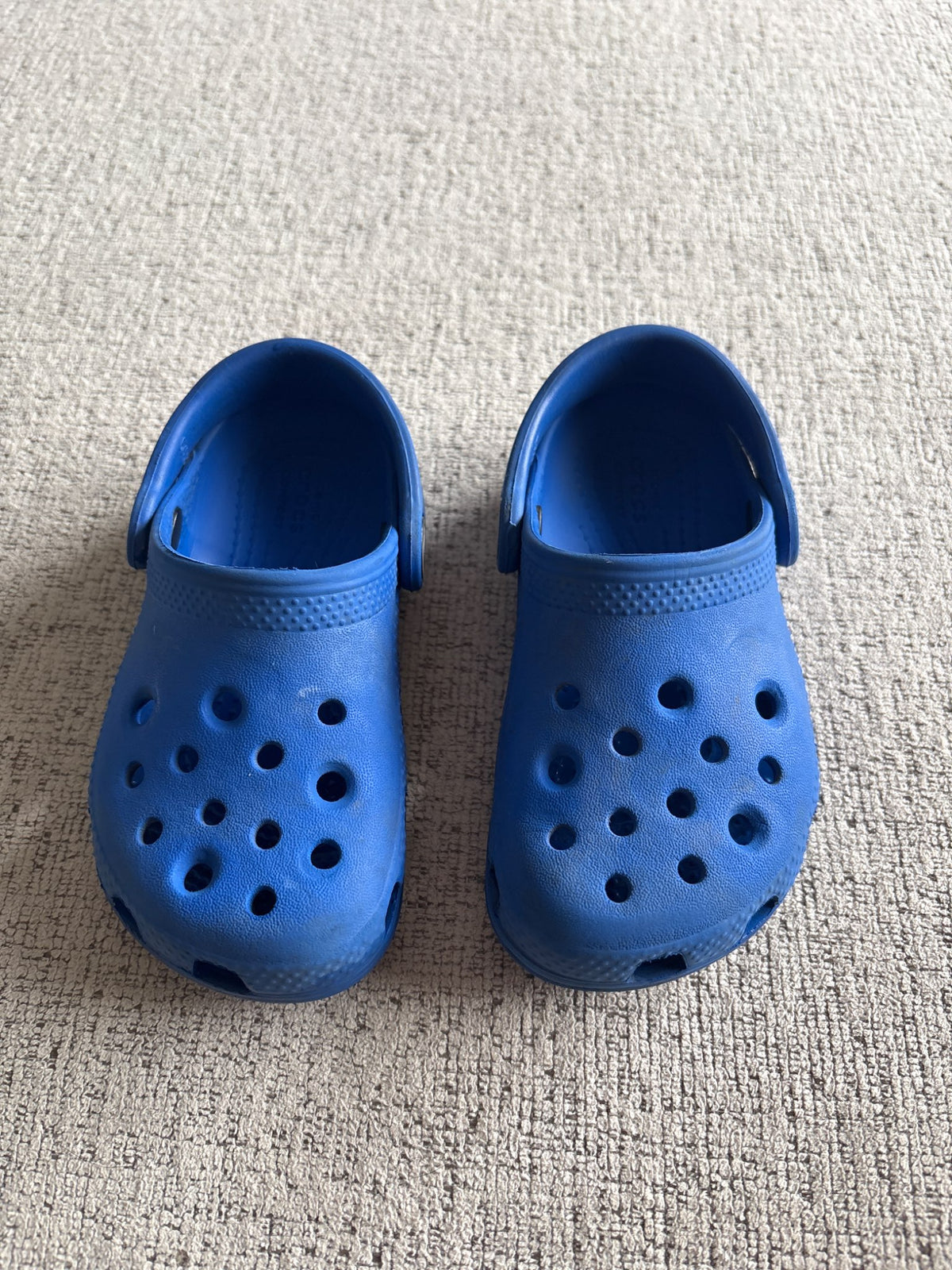 8T blue crocks, Shoes 8 (Toddler:2-4yr)