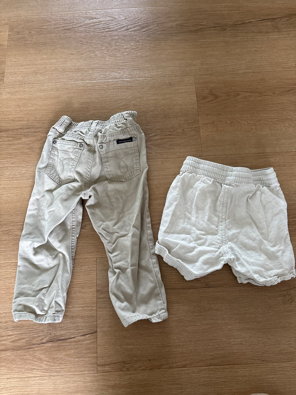 Set of 2 2T bottoms, Kids 2T