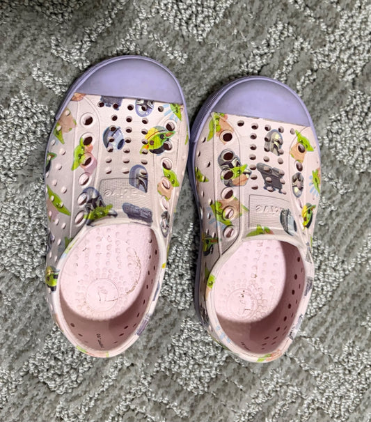 Native Star Wars shoes , Shoes 5 (Walkers:12-24 mth)