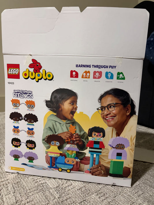 Lego Duplo town- little people with big emotions