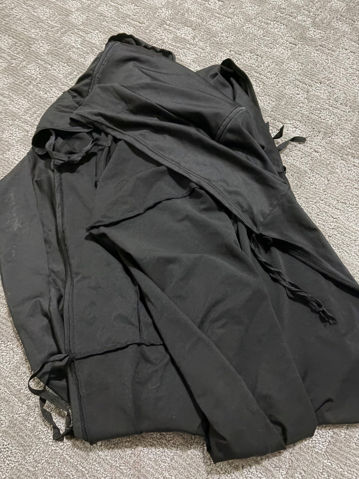 Travel blackout cover