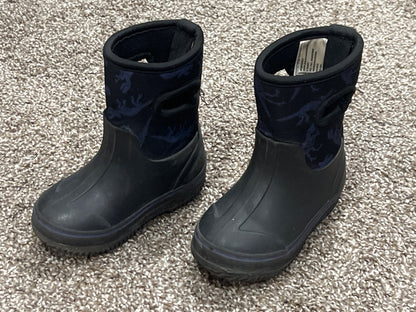 Dinosaur Neoprene Boots, navy blue, size 7 Toddler, Shoes 7 (Walkers:12-24 mth)