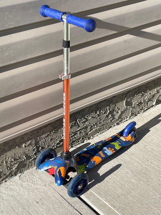 Kids 3 Wheel Scooter, Dinosaur theme