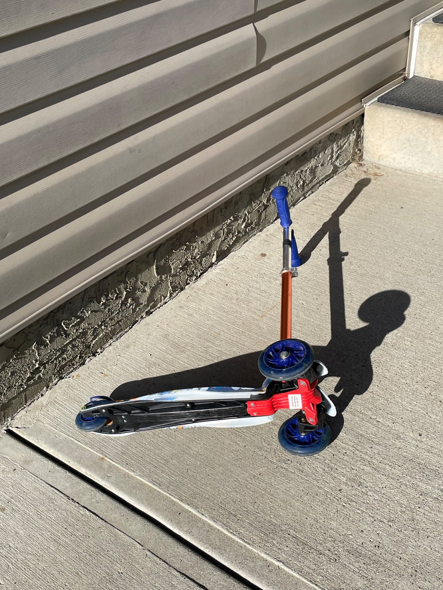 Kids 3 Wheel Scooter, Dinosaur theme