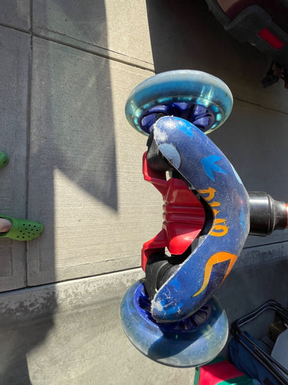 Kids 3 Wheel Scooter, Dinosaur theme