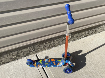 Kids 3 Wheel Scooter, Dinosaur theme