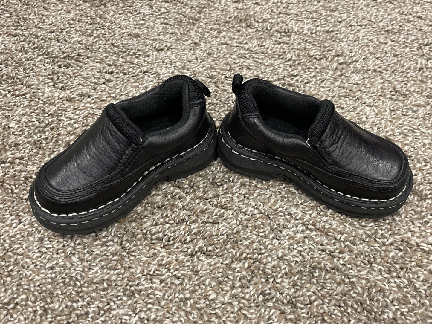 Boys Black Buster Brown Dress Shoes, size 6 toddler, Never worn , Shoes 6 (Walkers:12-24 mth)