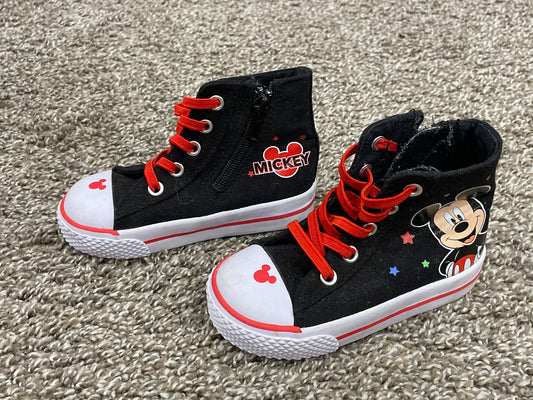 Disney Mickey Mouse Hi-top Sneakers, size 7, Excellent Used Condition (EUC), Shoes 7 (Walkers:12-24 mth)