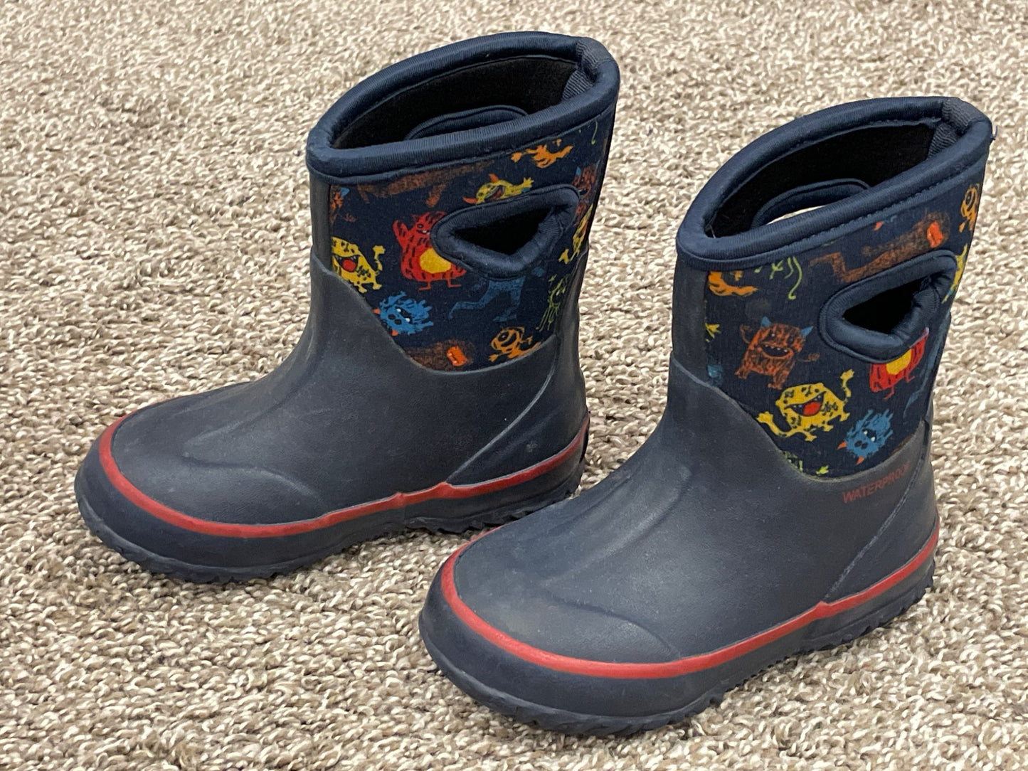 Boys Monster Element Seasonal Boots, size 8, Very Good Used Condition (VGUC), Shoes 8 (Toddler:2-4yr)