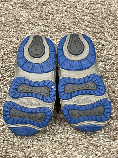 Boys Stride Rite Running Shoes /Sneakers, size 5.5, Very Good Used Condition (VGUC), Shoes 5.5 (Walkers:12-24 mth)