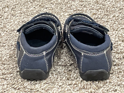Loafers from The Children’s Place, Navy, Size 9, Very Good Used Condition (VGUC), Shoes 9 (Toddler:2-4yr)