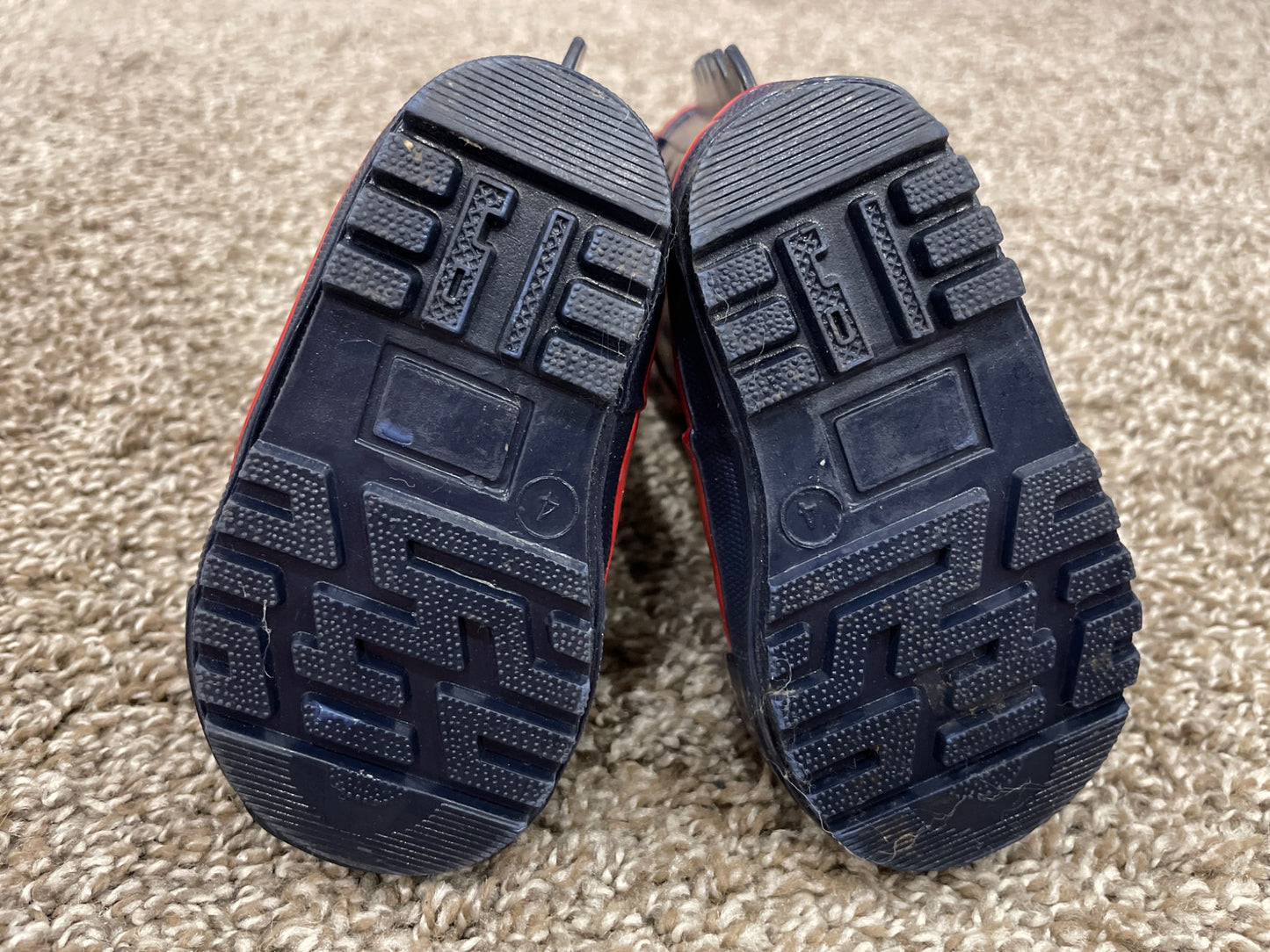 Boys Monster Rain Boots with warm cozy lining, Size 4, Very Good Used Condition (VGUC), Shoes 4 (Baby: 0-12 mth)