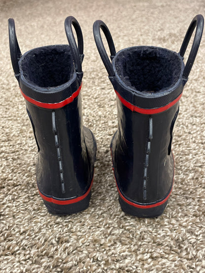 Boys Monster Rain Boots with warm cozy lining, Size 4, Very Good Used Condition (VGUC), Shoes 4 (Baby: 0-12 mth)