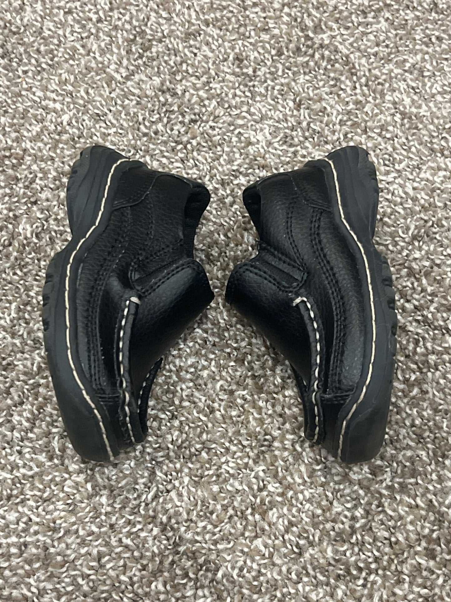 Boys, Black dress shoes, size 6, VGUC, Shoes 6 (Walkers:12-24 mth)