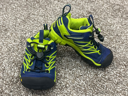 Boys, Keen Hiking Running Shoes, size 8, EUC, Shoes 8 (Toddler:2-4yr)