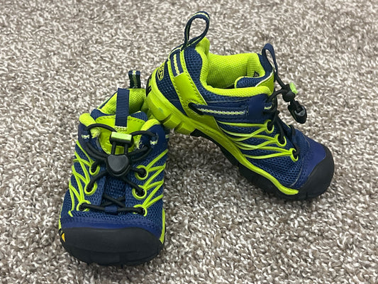 Boys, Keen Hiking Running Shoes, size 8, EUC, Shoes 8 (Toddler:2-4yr)