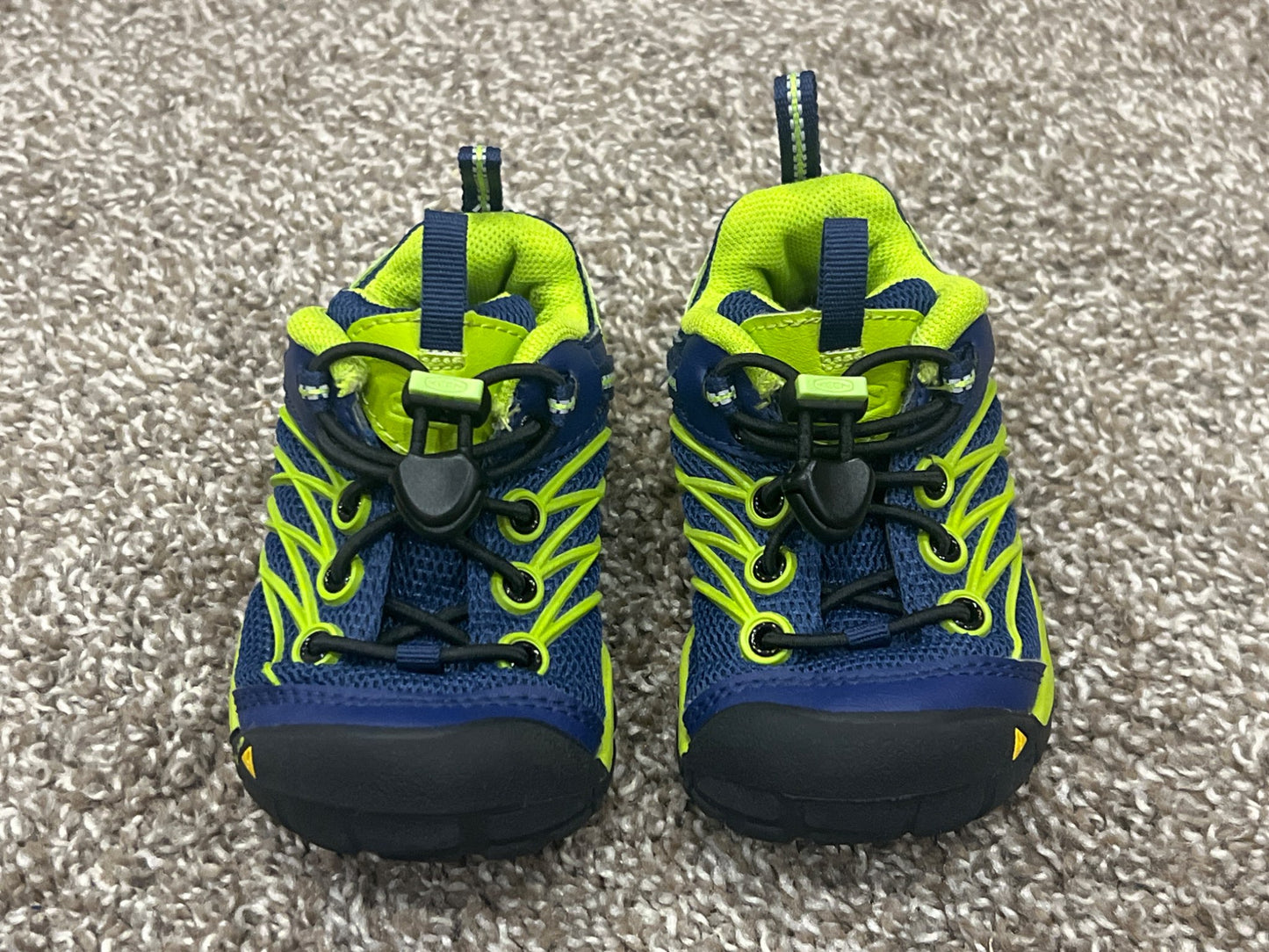 Boys, Keen Hiking Running Shoes, size 8, EUC, Shoes 8 (Toddler:2-4yr)