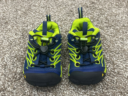 Boys, Keen Hiking Running Shoes, size 8, EUC, Shoes 8 (Toddler:2-4yr)