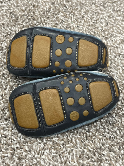 Baby Boys First Shoes by Clarks, size 2.5, VGUC, Shoes 2.5 (Baby: 0-12 mth)