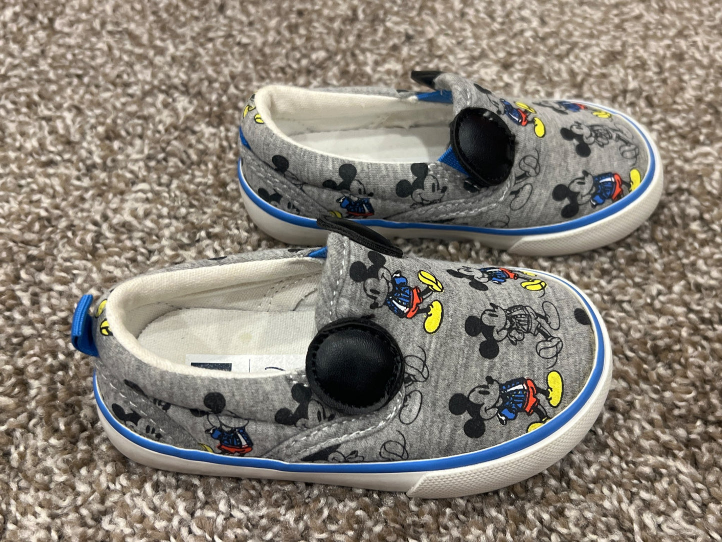 Baby GAP Disney Mickey Mouse Slip on Shoes, VGUC, Shoes 5 (Walkers:12-24 mth)