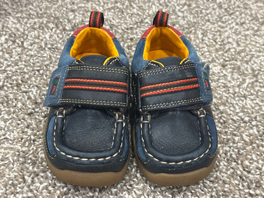 Boys First Shoes by Clarks, size 4, VGUC, Shoes 4 (Baby: 0-12 mth)