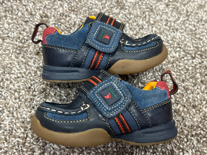 Boys First Shoes by Clarks, size 4, VGUC, Shoes 4 (Baby: 0-12 mth)