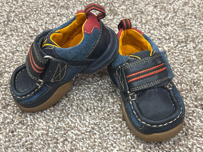 Boys First Shoes by Clarks, size 4, VGUC, Shoes 4 (Baby: 0-12 mth)