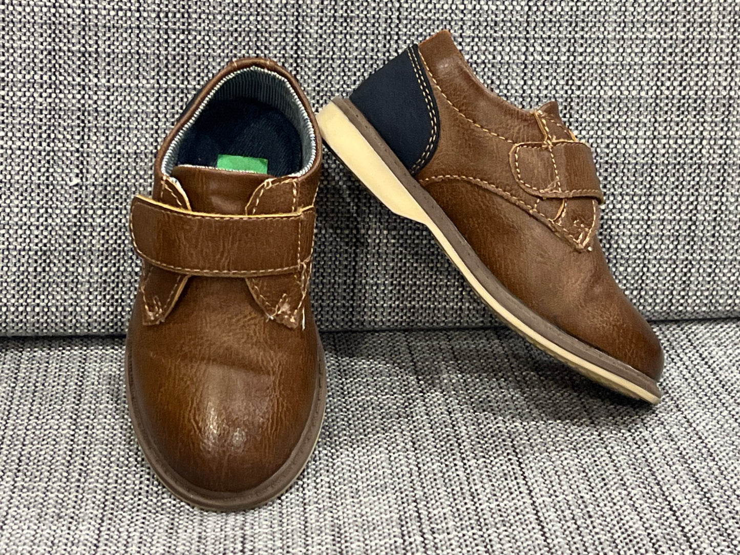 Boys Brown / Navy Dress Shoes, size 6, VGUC, Shoes 6 (Walkers:12-24 mth)