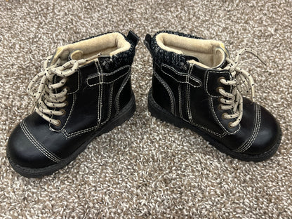 Bb Dept, Gender Neutral / Boys Boots, size 5, VGUC, Shoes 5 (Walkers:12-24 mth)