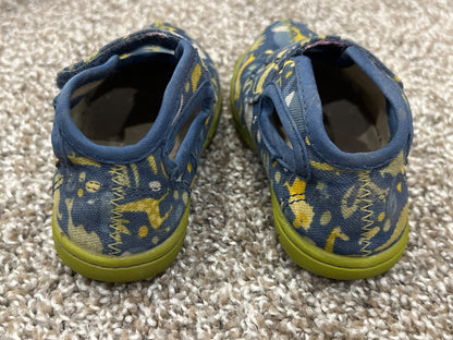 Boys, Bogs Canvas Zoo Print Shoes, Size 7, VGUC, Shoes 7 (Walkers:12-24 mth)