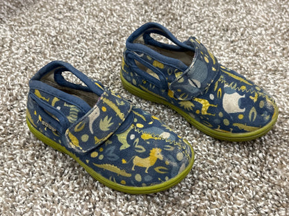 Boys, Bogs Canvas Zoo Print Shoes, Size 7, VGUC, Shoes 7 (Walkers:12-24 mth)