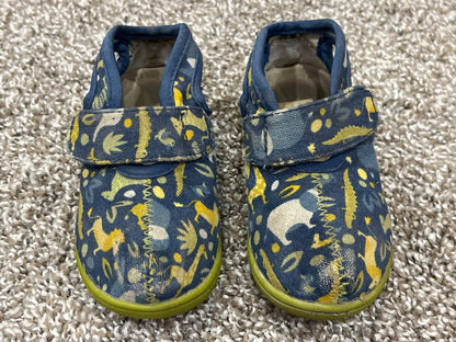 Boys, Bogs Canvas Zoo Print Shoes, Size 7, VGUC, Shoes 7 (Walkers:12-24 mth)