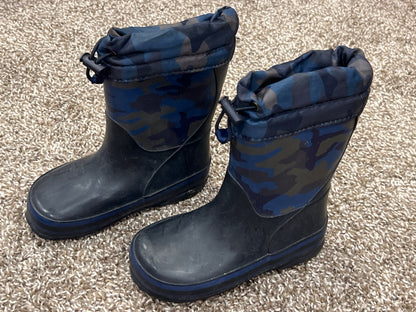 Boys, Navy/Blue camo, waterproof lined rubber boots, size 8, VGUC, Shoes 8 (Toddler:2-4yr)