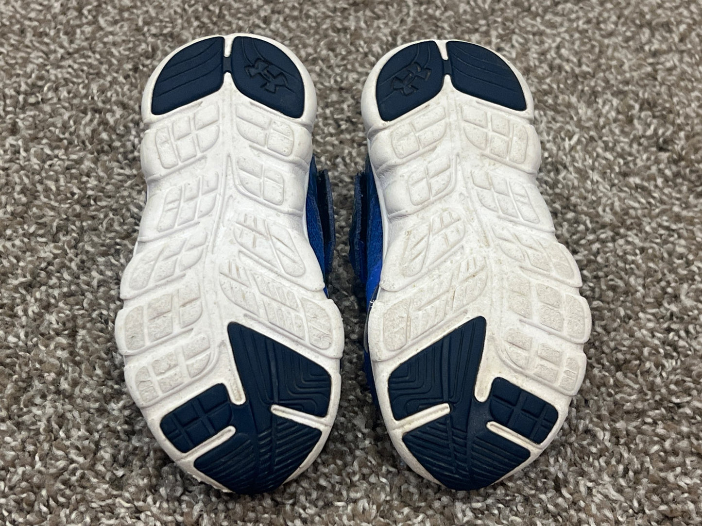 Boys, Blue/Green UA Running Shoes, Sneakers, size 7T, VGUC, Shoes 7 (Walkers:12-24 mth)