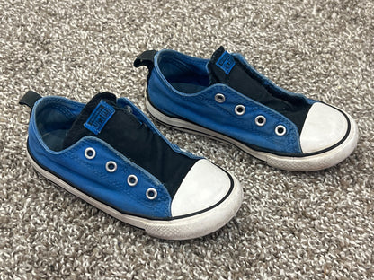 Boys, Blue Velcro Converse Shoes, size 10, VGUC, Shoes 10 (Toddler:2-4yr)