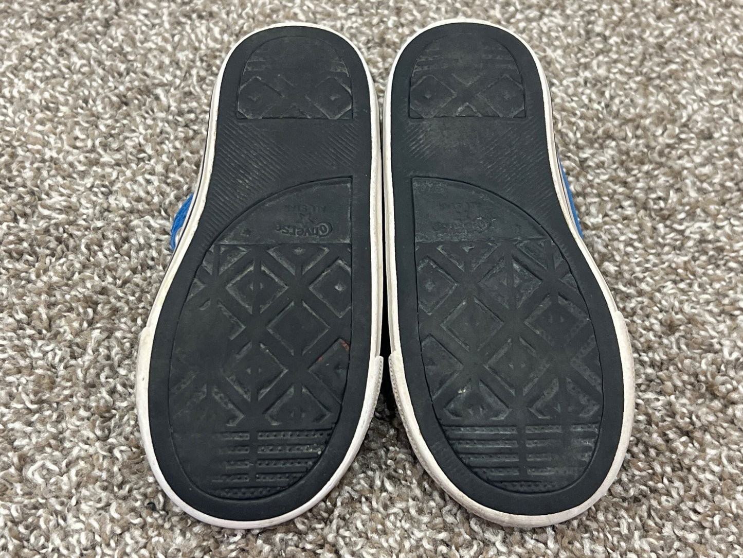 Boys, Blue Velcro Converse Shoes, size 10, VGUC, Shoes 10 (Toddler:2-4yr)
