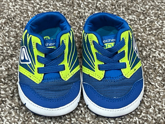 Baby boys, Skecher Crib Sneakers Running Shoes, size 2, VGUC, Shoes 2 (Baby: 0-12 mth)