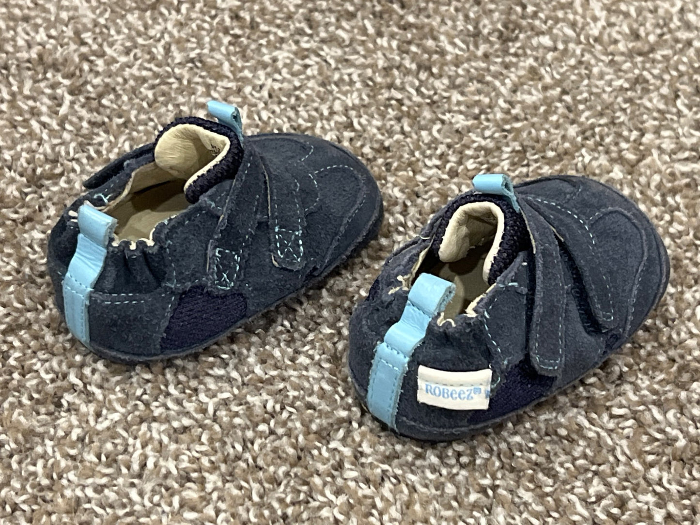 Baby Boys, Robeez Crib Shoes, blue, Velcro Sneakers, size 2, VGUC, Shoes 2 (Baby: 0-12 mth)