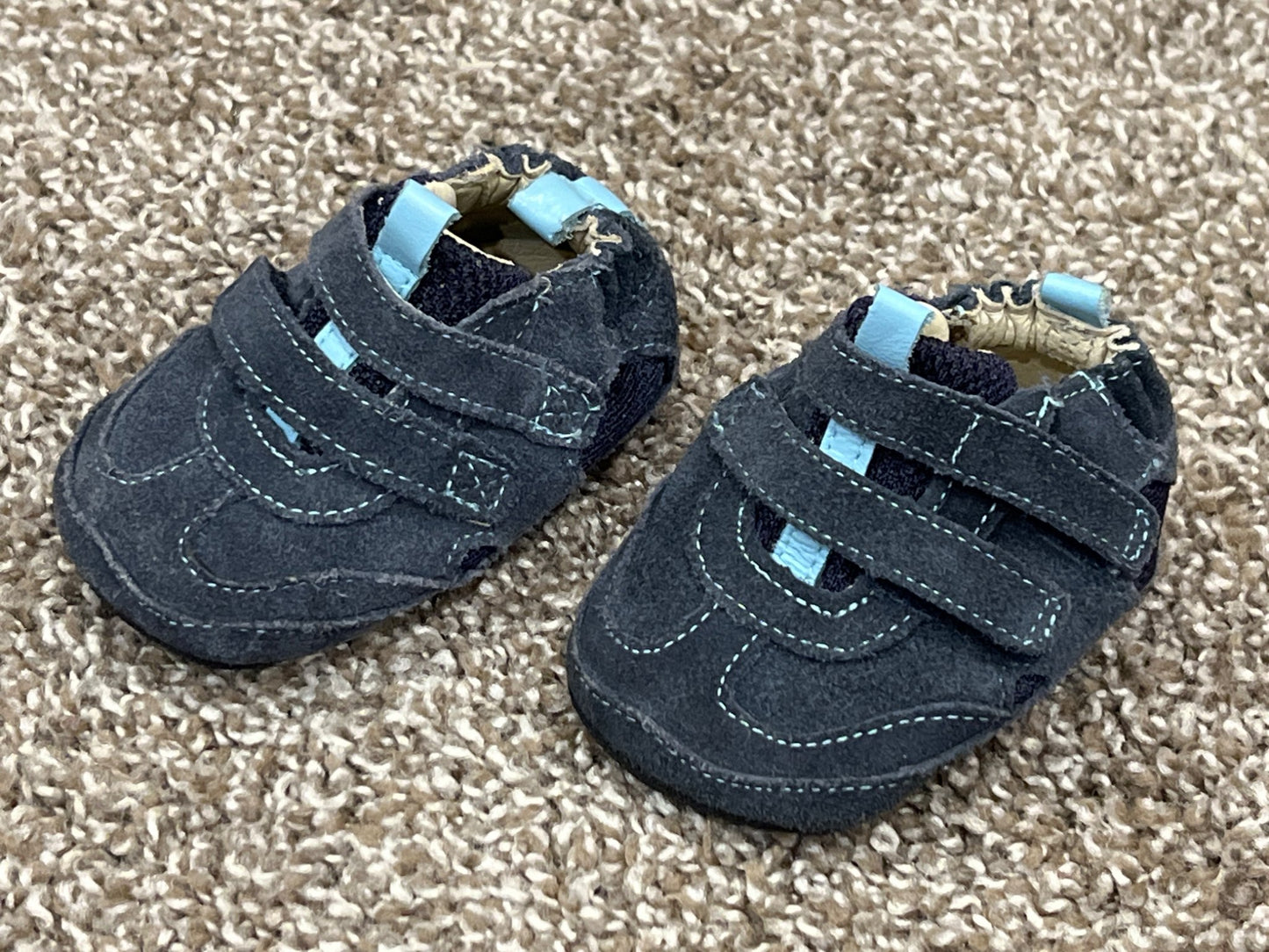 Baby Boys, Robeez Crib Shoes, blue, Velcro Sneakers, size 2, VGUC, Shoes 2 (Baby: 0-12 mth)